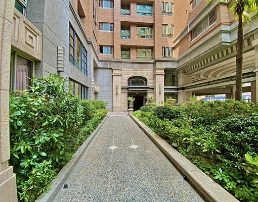 農十六凹仔底美術館輕軌龍華國小站|亞歷山大 - Image 9