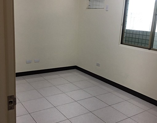 楠梓科技園區正德賢商圈大4房+全新變頻冷氣5台 - Image 5