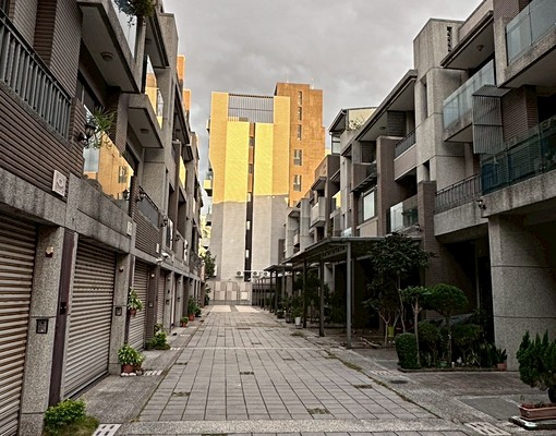 免仲🔥沙鹿4房透天🔥可租補🔥適合大家庭入住🔥 - Image 12