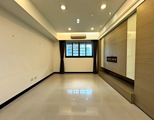 ［光灩］重陽重劃區．近重陽橋．優質社區．三房坡平車 - Image 1