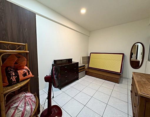 板橋🏠可租補報稅/正三房採光通風/獨立陽台家具齊全/可開伙 - Image 5