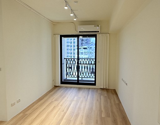 藍線6分鐘/頂埔站/運校重劃區/全新2房/含管/家具家電 - Image 3