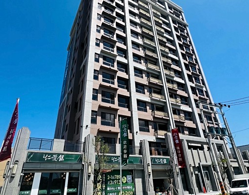 2+1房輕裝潢！全新傢俱家電，可申請租補 - Image 1