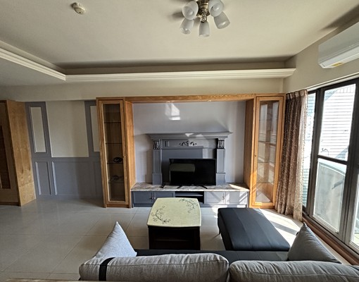 全新裝潢美2房，近哈囉市場，高鐵站旁 - Image 1