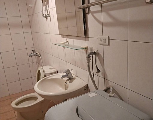 淡江大學側門近輕軌淡江大學站 - Image 2