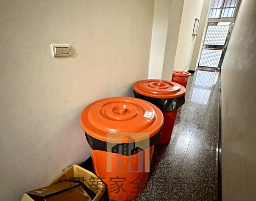 🎈家樂福｜乾淨套房｜垃圾處理 - Image 10