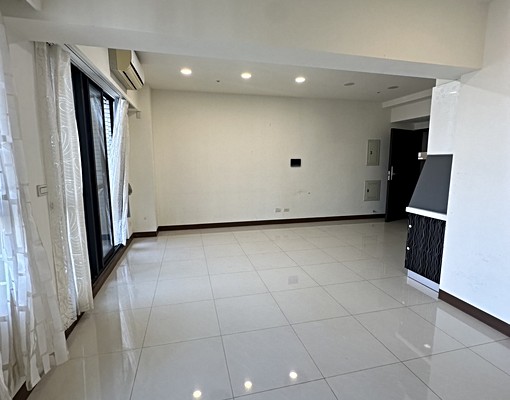 左營巴洛克2+1房(含)平面車位屋主誠租 - Image 4