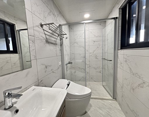 左營高鐵全新高樓景觀可租補兩房平車 - Image 8