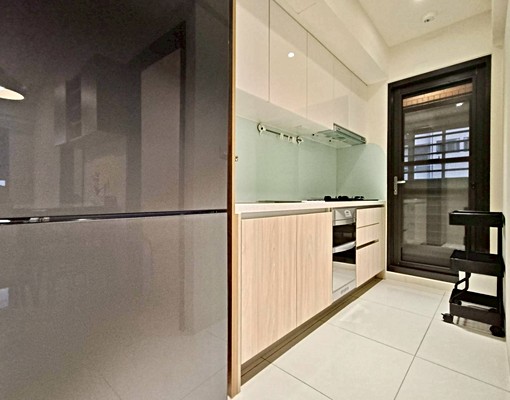 沙鹿秒殺三房二衛🔥平面車位✨可租補可戶籍🔥家具電全配 - Image 9