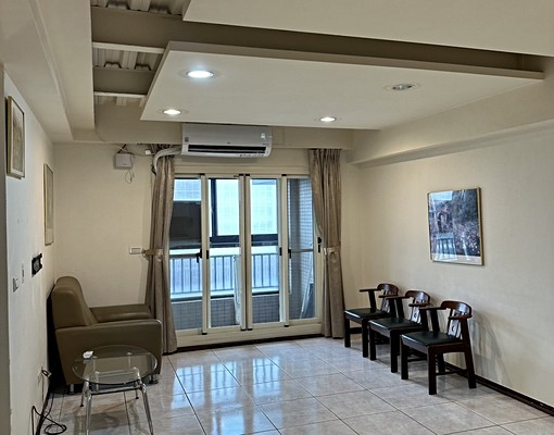 U頎策住宅-草悟道旁大空間4房樓中樓 - Image 2