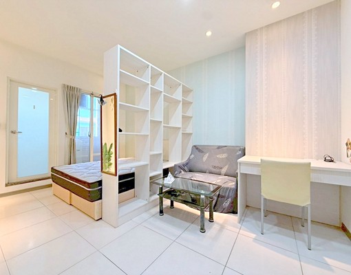 超級大空間💯陽台獨洗流理台💯超省租屋補助💯機車位 - Image 1