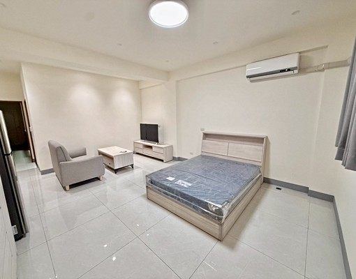 全新傢具✨採光精美套房✨戶數單純✨大坪數✨黃金地段✨陽台洗曬 - Image 2