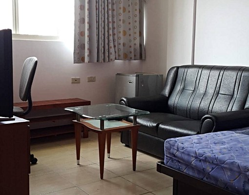 平價優質獨立套房(房東自租) - Image 1