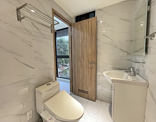 超大美景陽台_可寵物_全新社區_免仲介費_可租補_五泰小謝 - Image 6