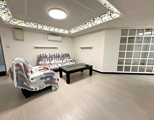 世貿101、裝潢租補報稅入籍電梯管理採光通風機能強 - Image 1