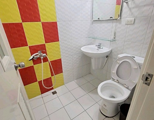 篤行路電梯套房 - Image 6