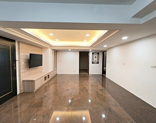 近虎尾街上-天然瓦斯社區大樓3房2衛2廳2陽台 - Image 1