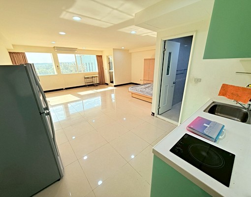 近台茂/好市多~舒適超大坪數電梯套房~汽機車好停 - Image 1