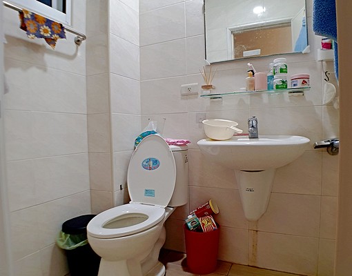 ✿C29輕軌樹德站✿簡約小套房✿衛浴開窗✿固定機車位 - Image 9