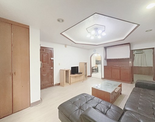 附機車車位獨立門牌台水台電可租屋補助有獨立陽台雙衛浴大四房 - Image 4