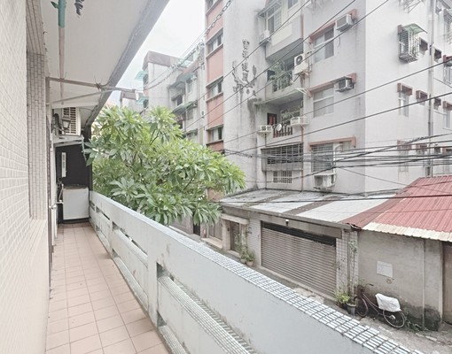 附機車車位獨立門牌台水台電可租屋補助有獨立陽台雙衛浴大四房 - Image 14