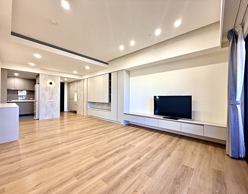 我這間最漂亮｜全新入住｜系統裝潢｜採光超棒無暗房 - Image 1