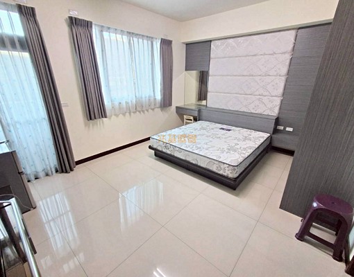 兆基🏡大套房家具電器全有曬衣陽台可租補 - Image 4