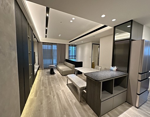 住商帥爸~彥騰~林口全室頂級裝潢配備~一卡皮箱可入住 - Image 2