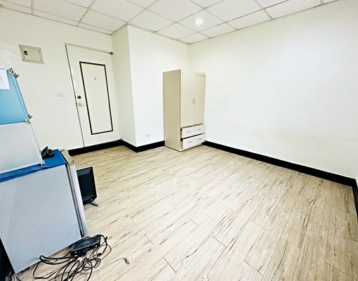 永安市場站/採光極佳/男性專屬/包水、網路、第四台/可補床墊 - Image 2