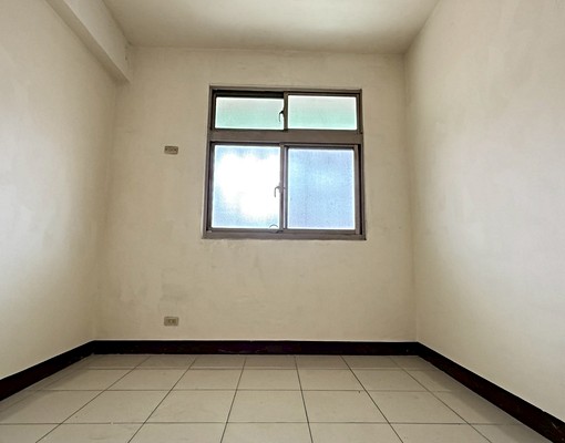 生活便利交通方便住的舒適的靜巷公寓出租3房2廳 - Image 6