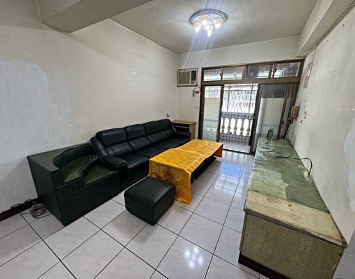 嘉晟社宅龜山幸美九街3房15000元 - Image 1