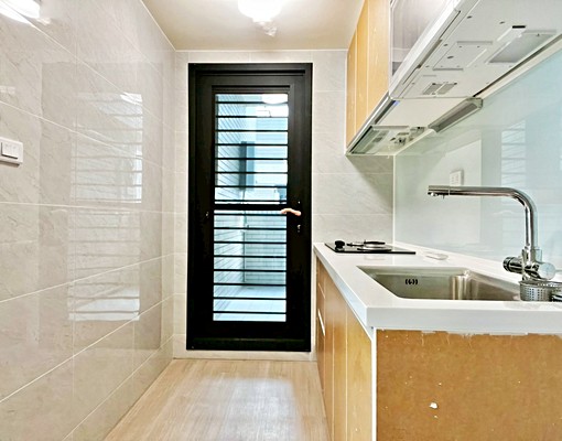 頂樓帝王戶✦樹孝商區✦大三房✦現況租✦雙租補✦可養寵✦剩一間 - Image 3