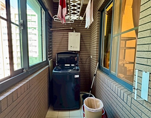 高鐵區秒殺絕美精裝潢文青風3房可租補報稅/平面車位機車位 - Image 9