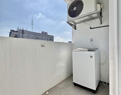 全新完工✨可租補✨可貓✨電梯系統櫃✨陽台獨洗 - Image 13