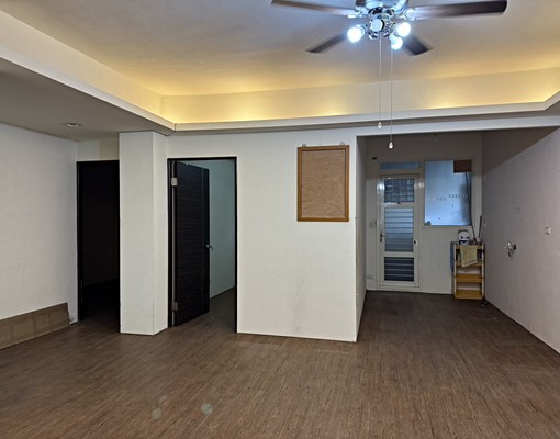 汐萬路黃金三樓可申租補 - Image 1