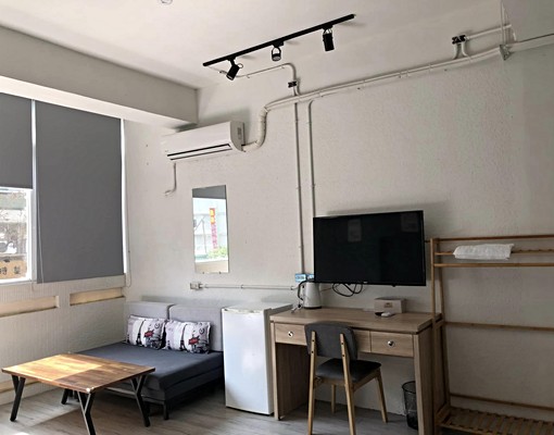 👍老屋改建‧短租套房「一卡皮箱即可入住」👍|老宅輕工業風 - Image 3