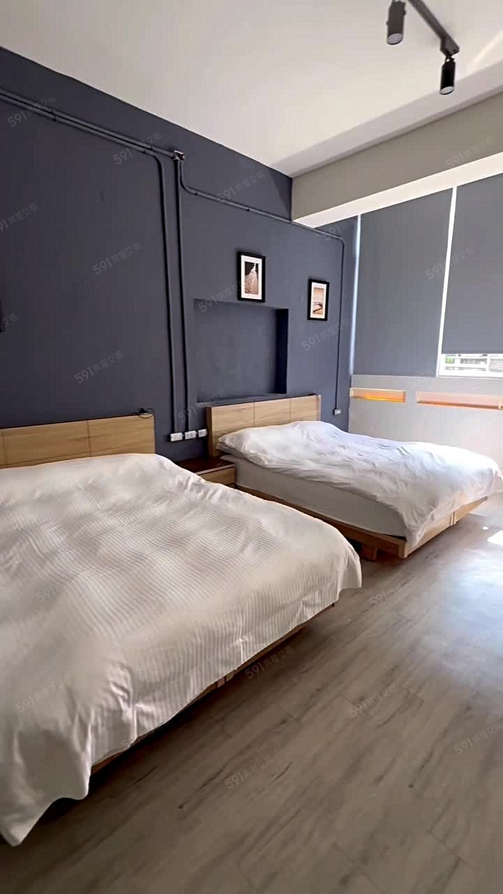 👍老屋改建‧短租套房「一卡皮箱即可入住」👍|老宅輕工業風 - Image 1