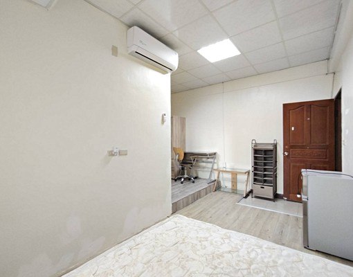 近中華路國泰醫院溫馨套房(有網路、垃圾處理、火車站3分鐘) - Image 2