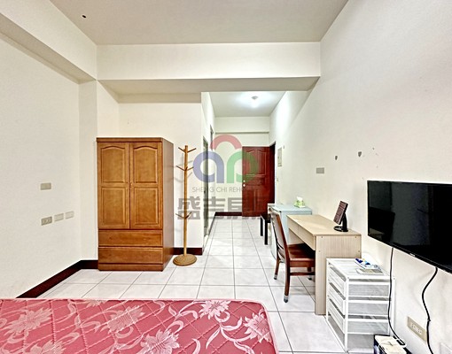 中科世貿東海,超值電梯雙人套房,租金含水,獨洗曬,可租補 - Image 4