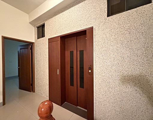 近湖口車站全聯電梯透天 - Image 1