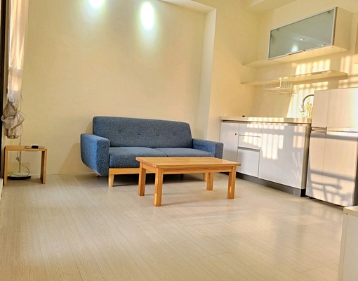 雙租補!可寵台水電!五星飯店湯屋小豪宅!廚房大陽台車位可另租 - Image 1