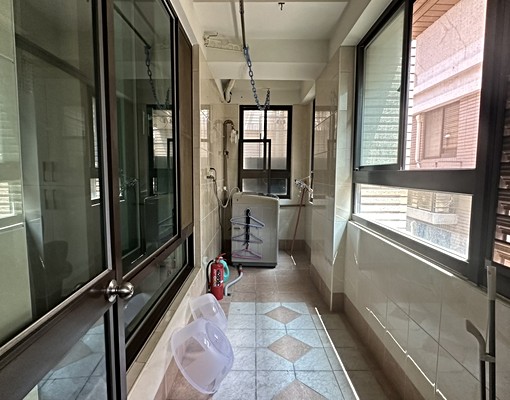 獨家-三重重劃區巴黎麗舍4房車 - Image 4