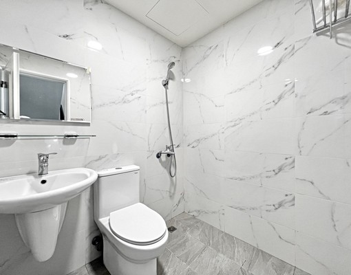 小賴租屋🎈面公園頂樓大露臺室內機車位3台🎈可租補 - Image 13