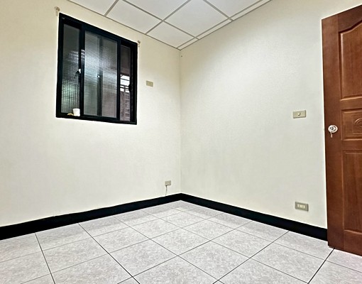 三重國小MRT💝低樓層大三房💝一層一戶可租補｜臻臻 - Image 3