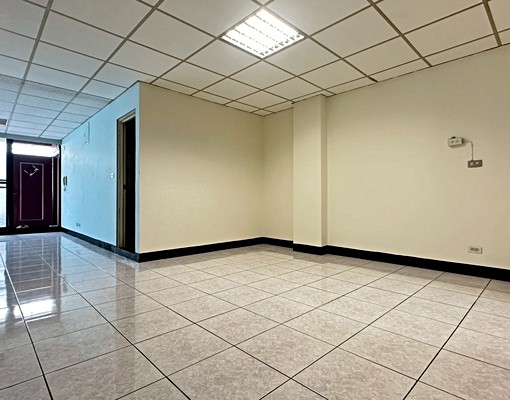 三重國小MRT💝低樓層大三房💝一層一戶可租補｜臻臻 - Image 1