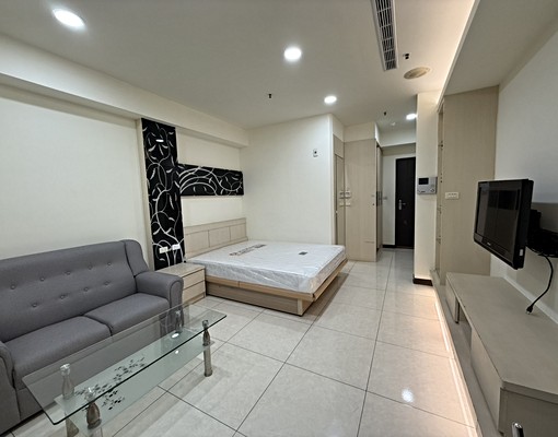 愛在巴黎冠世界獨立套房後陽台 - Image 1