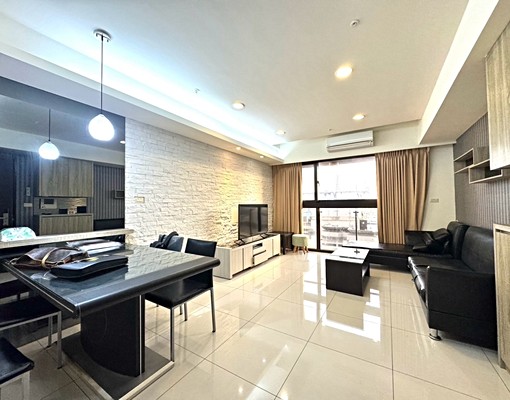 超美三房雙平車🔥新光特區⛪家具電全配🔥可租補 - Image 2