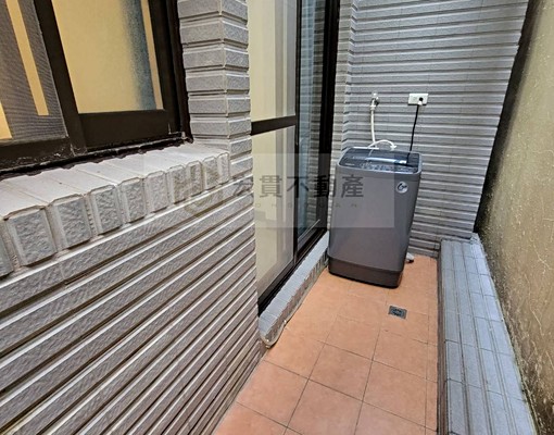 實PO｜金山街獨立陽台洗曬流理檯室內機車位電梯套房 - Image 5