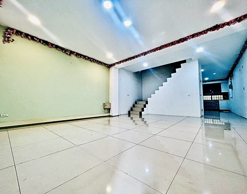 獨棟透天出租,可使用面積約80坪 - Image 2