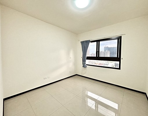 台中港三井百貨🎈全新完工🎈可寵租補🎈空屋好規劃🎈平車 - Image 13